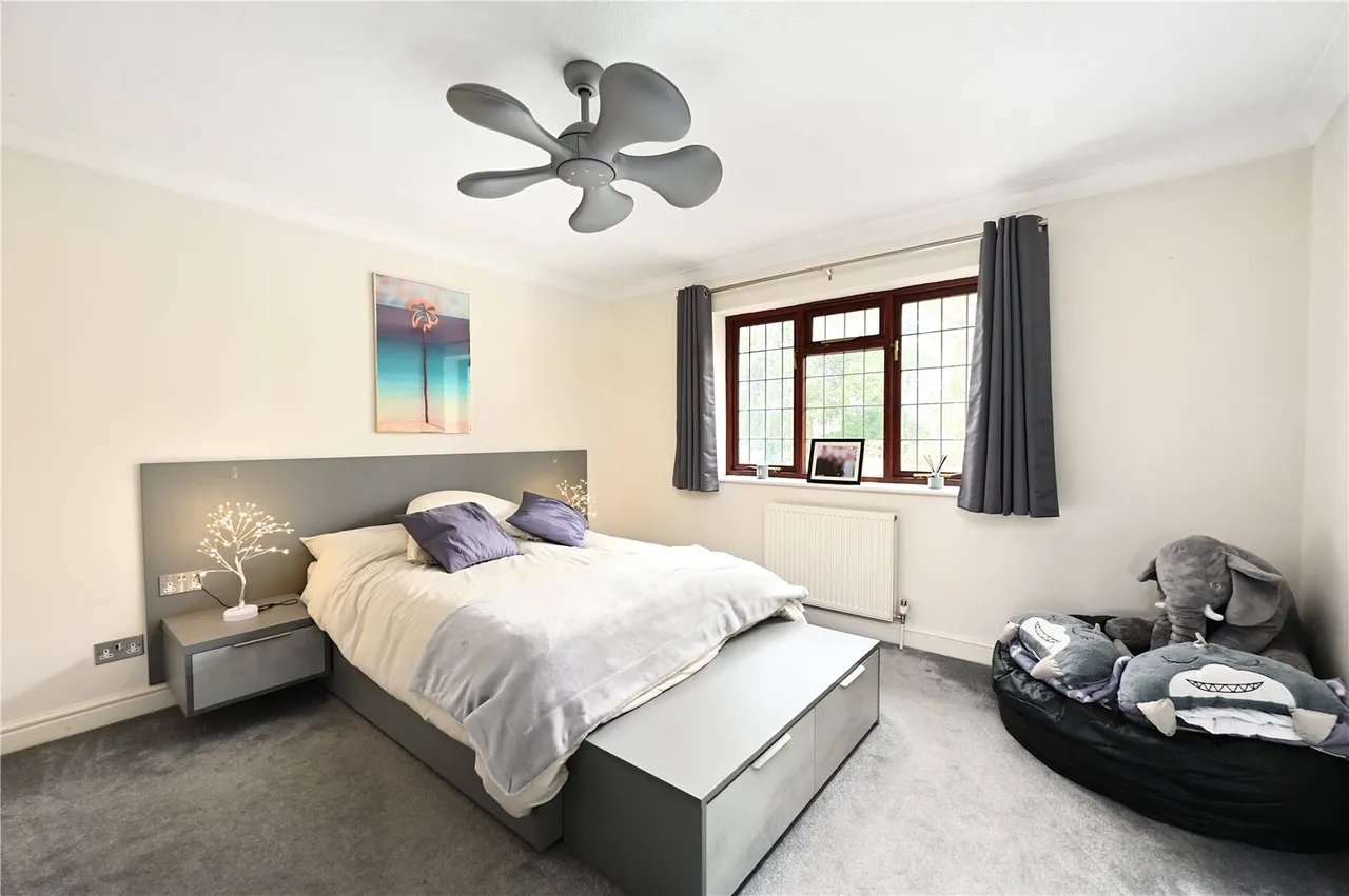Courtmoor Avenue, Fleet, GU52, photo 8