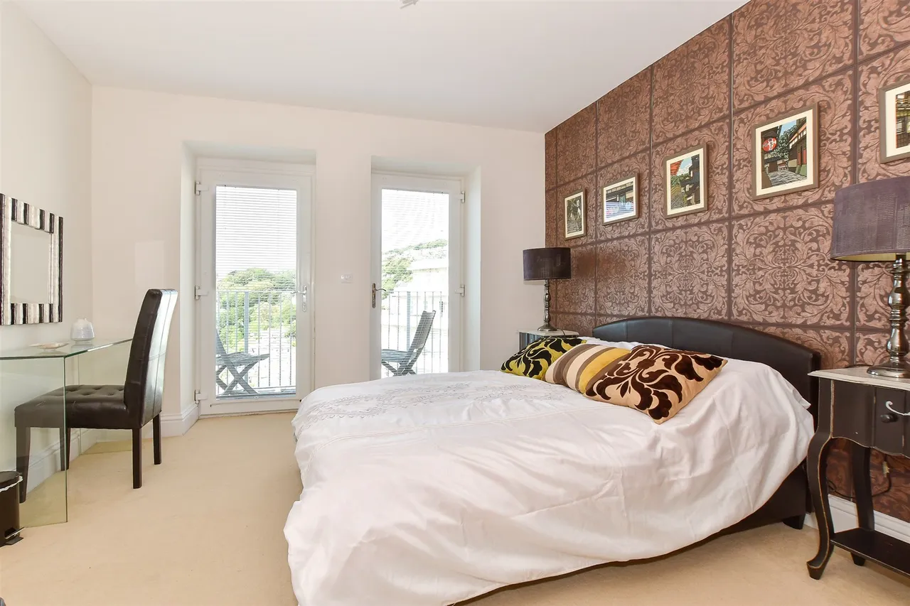 Hambrough Road, Ventnor, PO38, photo 8