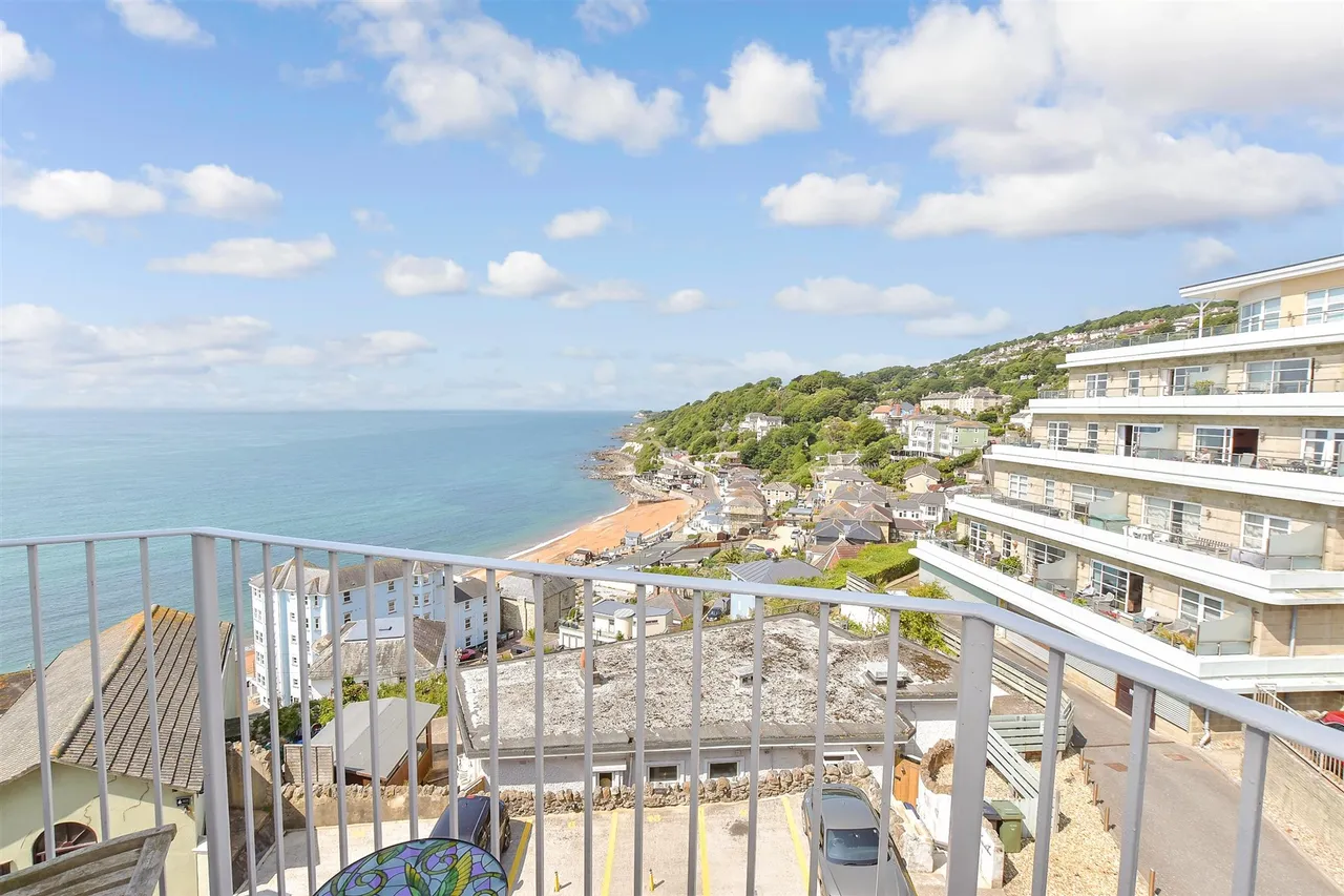 Hambrough Road, Ventnor, PO38, photo 2