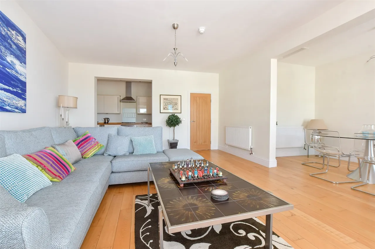 Hambrough Road, Ventnor, PO38, photo 6