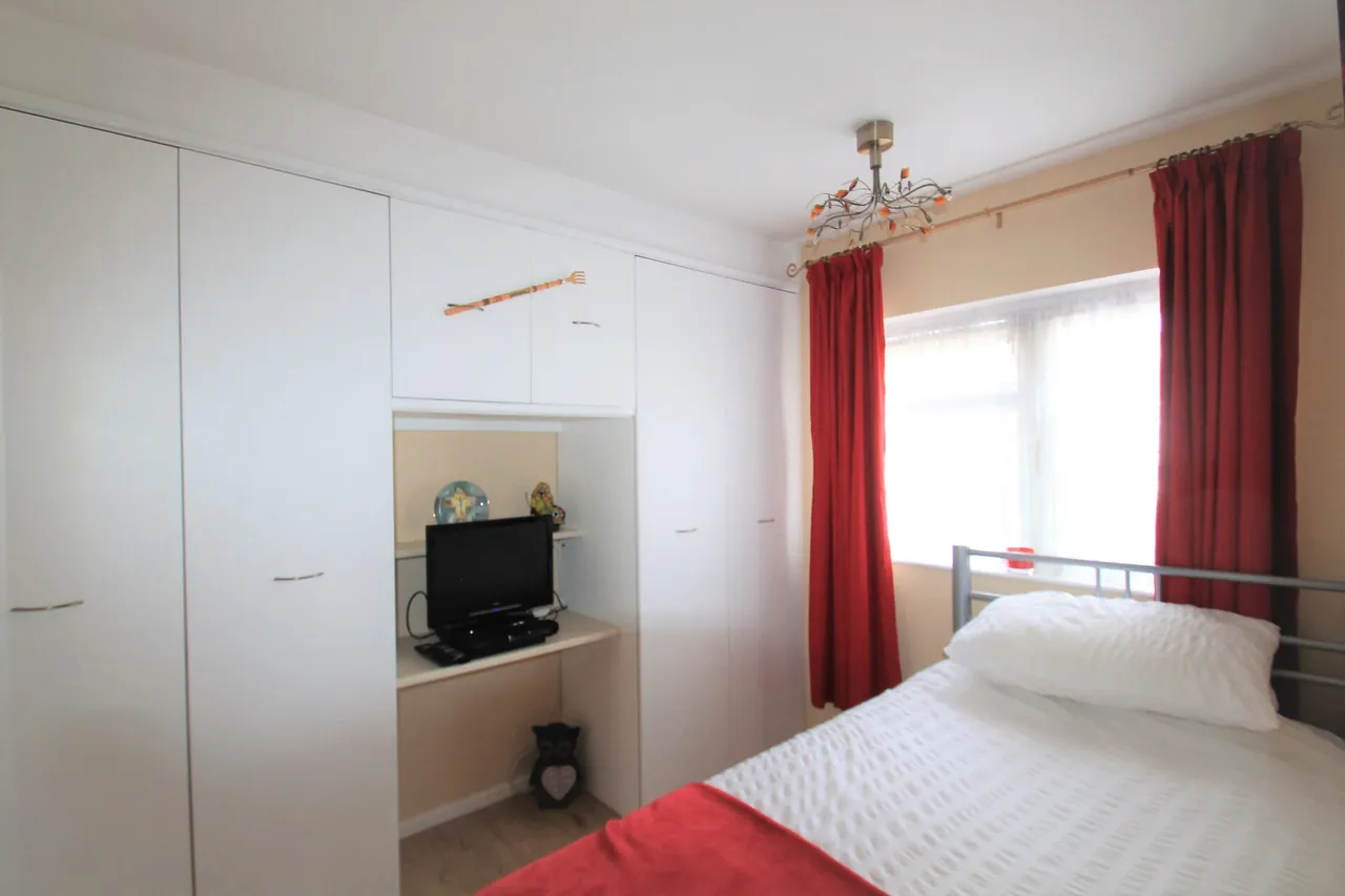 Masefield Road, Dartford, photo 10