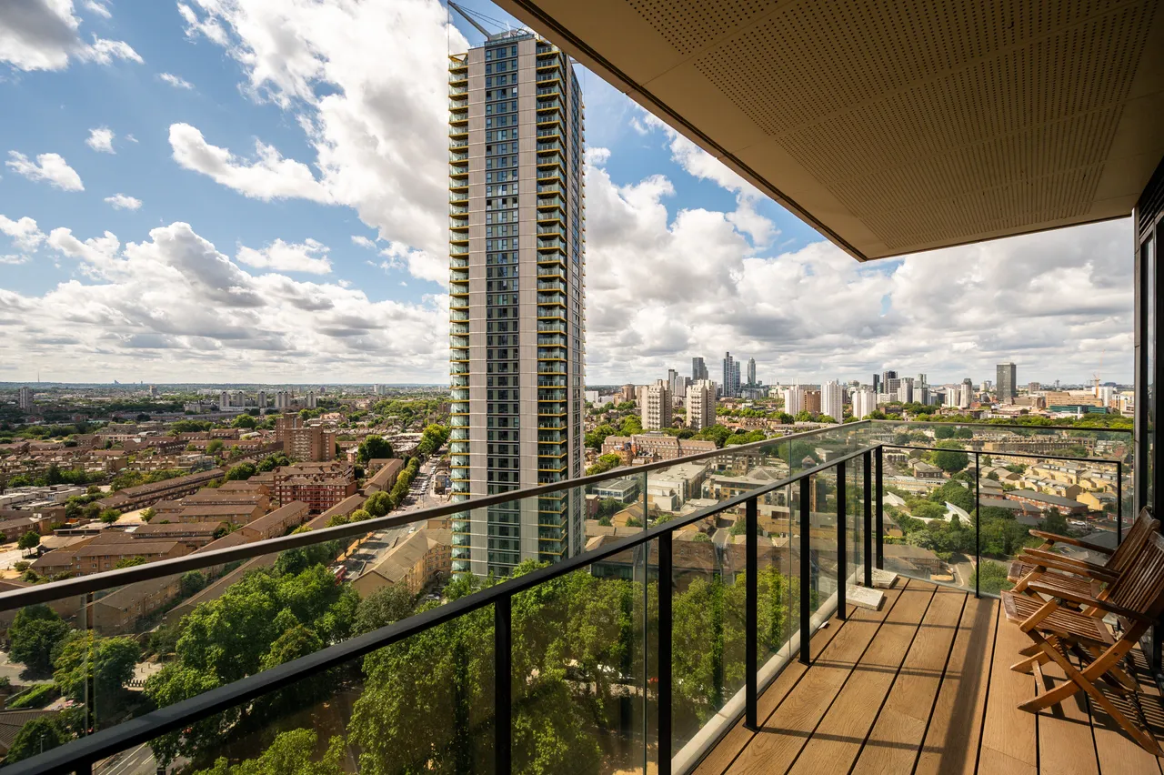 Apartment 1903, One The Elephant, 1 St Gabriel Walk, London, photo 11