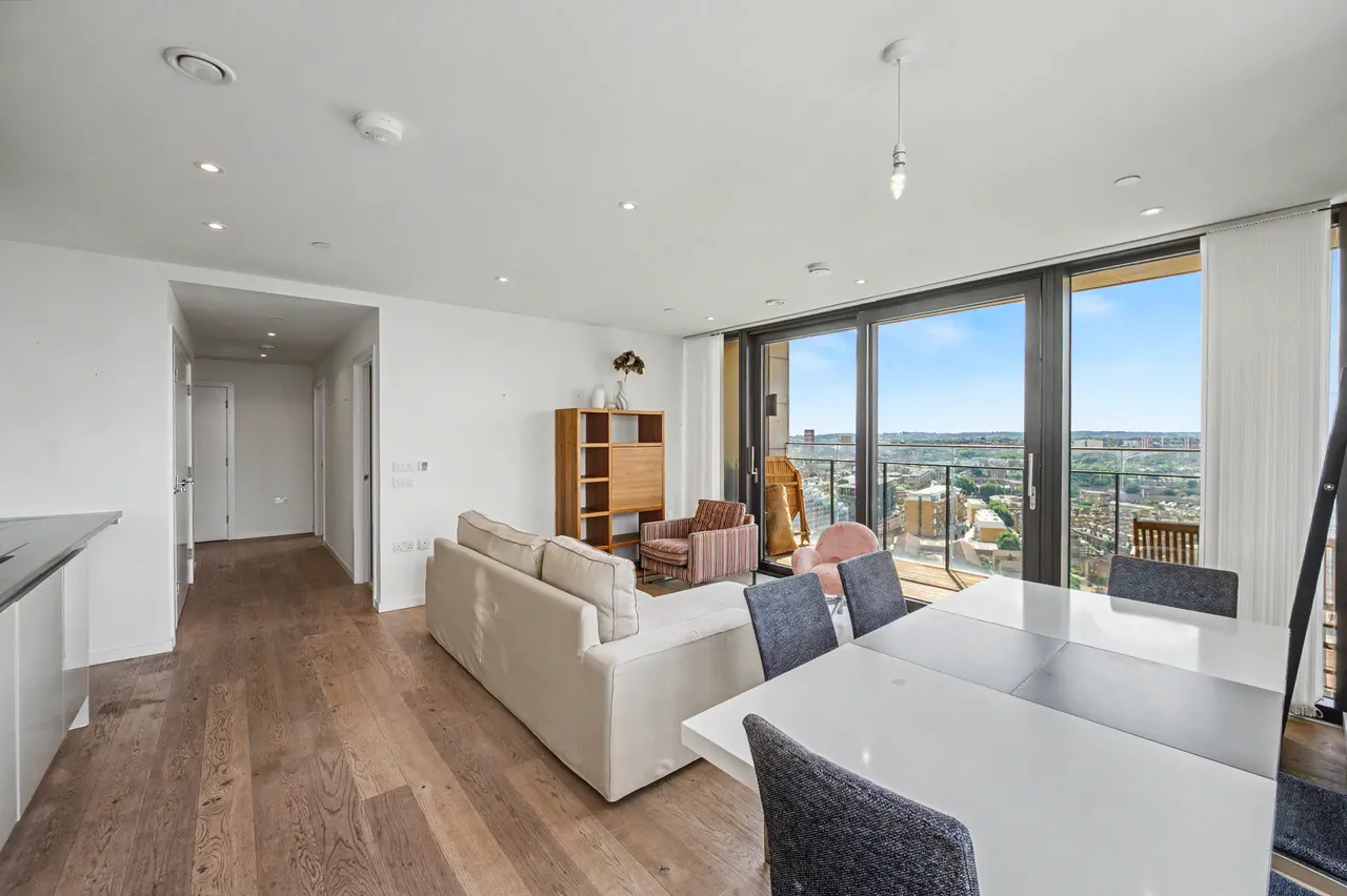 Apartment 1903, One The Elephant, 1 St Gabriel Walk, London, photo 3