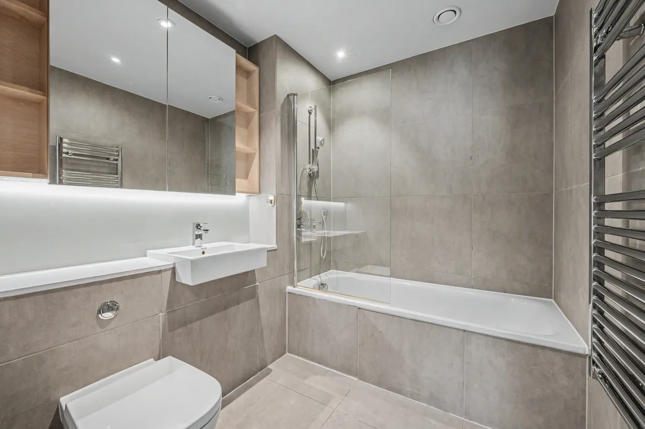 Apartment 1903, One The Elephant, 1 St Gabriel Walk, London, photo 9