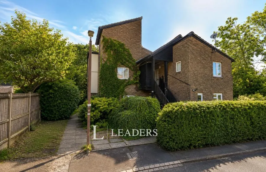 2 bed flat for sale, Tranlands Brigg, Heelands, MK13
