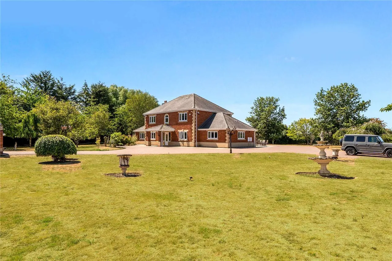 Tewkesbury Road, Twigworth, GL2, photo 16