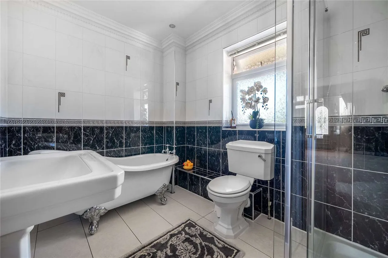 Tewkesbury Road, Twigworth, GL2, photo 12