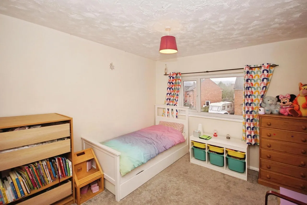 Frederick Thomas Road, Dursley, GL11, photo 17
