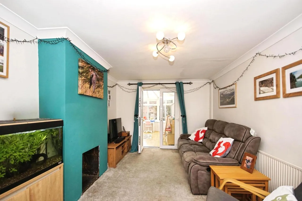 Frederick Thomas Road, Dursley, GL11, photo 12