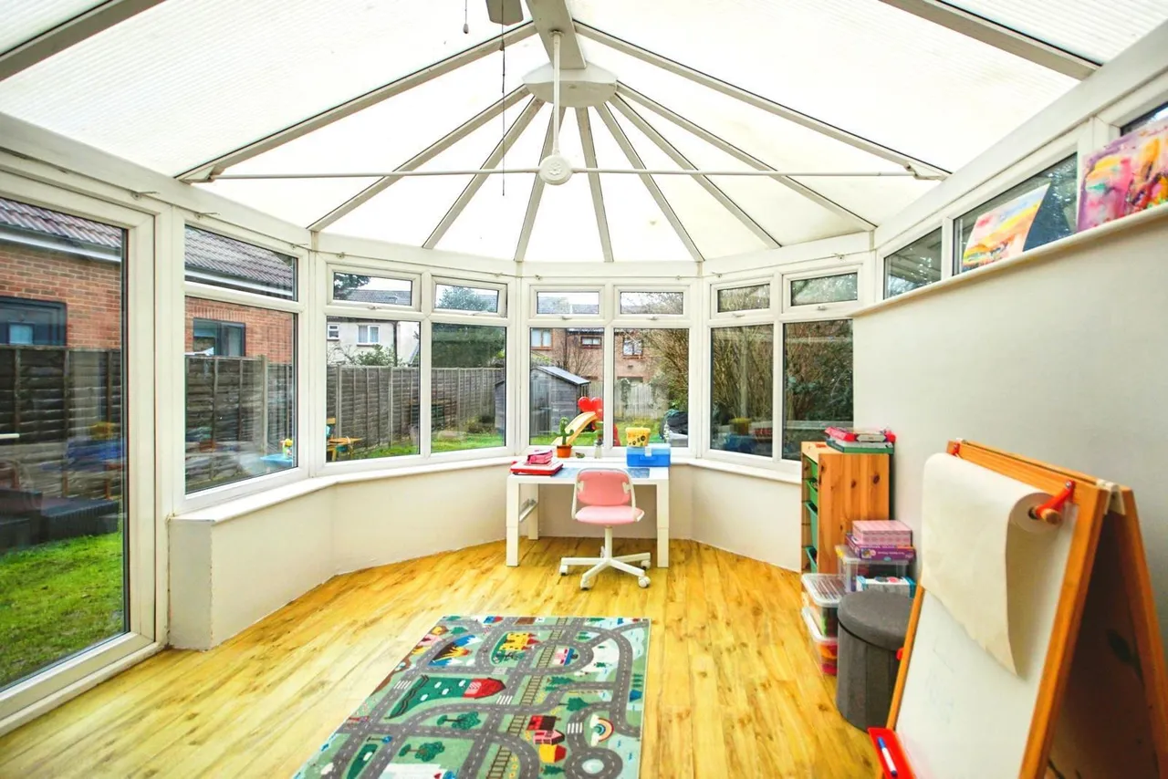 Frederick Thomas Road, Dursley, GL11, photo 7