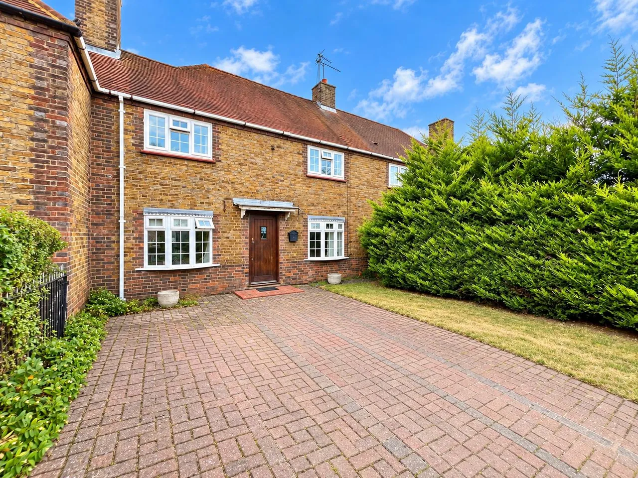 Eton Wick Road, Windsor, SL4, photo 16