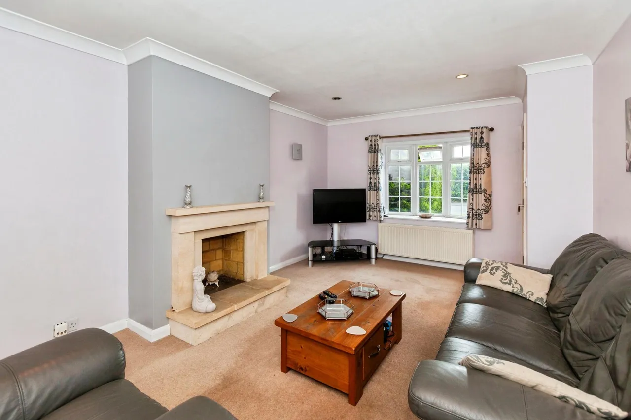 Eton Wick Road, Windsor, SL4, photo 3