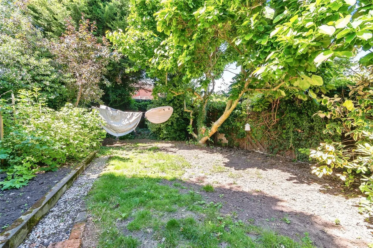 Elm Drive, Carlton, NG4, photo 19