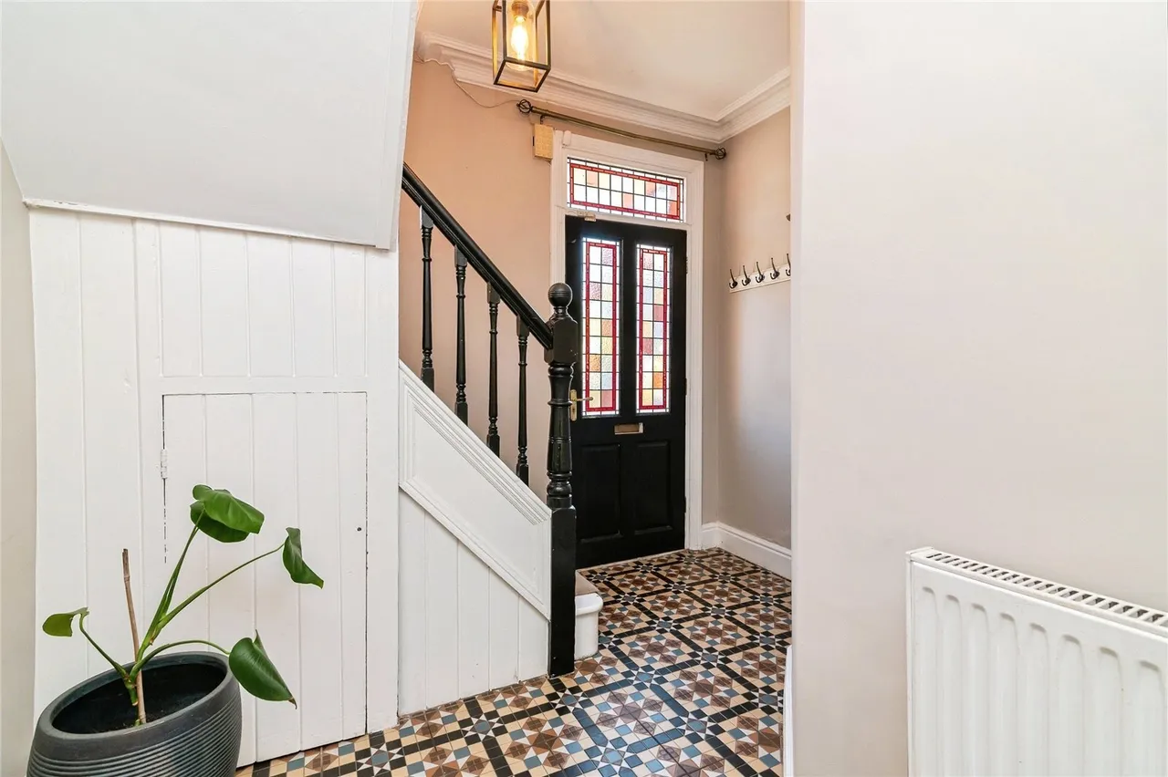 Elm Drive, Carlton, NG4, photo 5