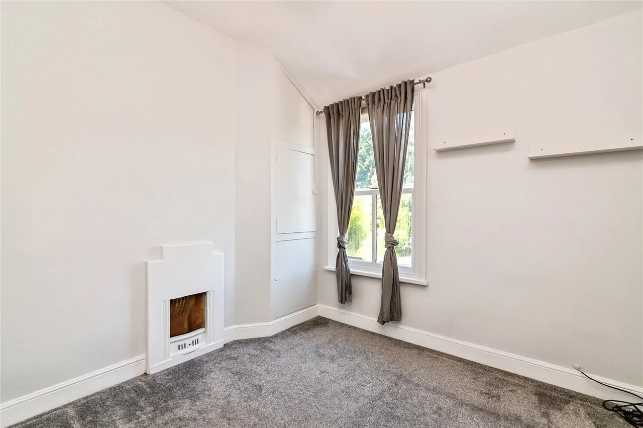 Elm Drive, Carlton, NG4, photo 12
