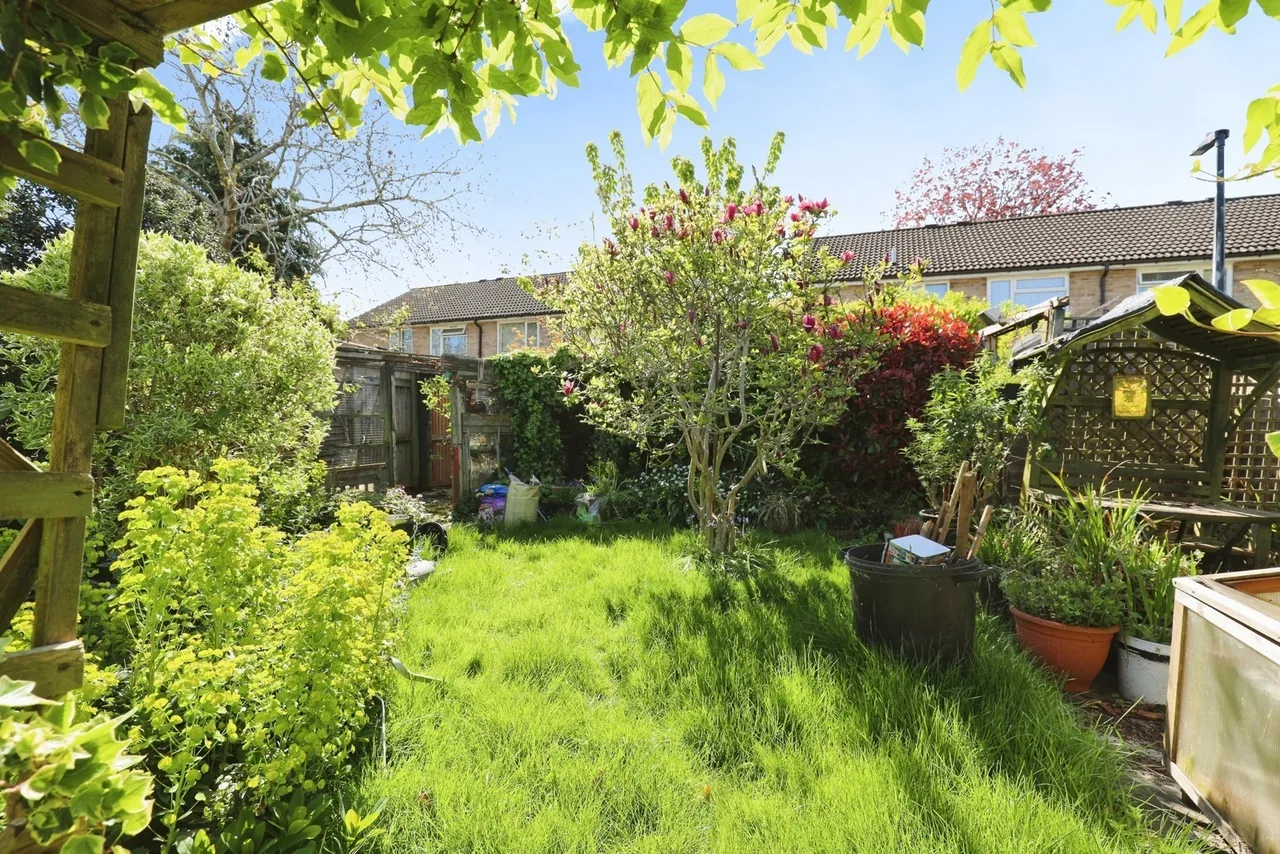 Cawthorn Avenue, Harrogate, North Yorkshire, HG2, photo 19
