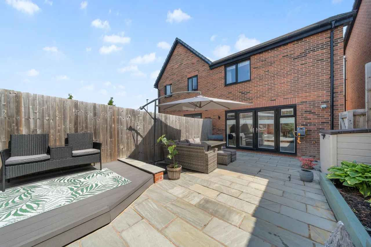 Croftdale Close, Ashton-In-Makerfield, Wigan, Wigan, WN4 0AN, photo 17