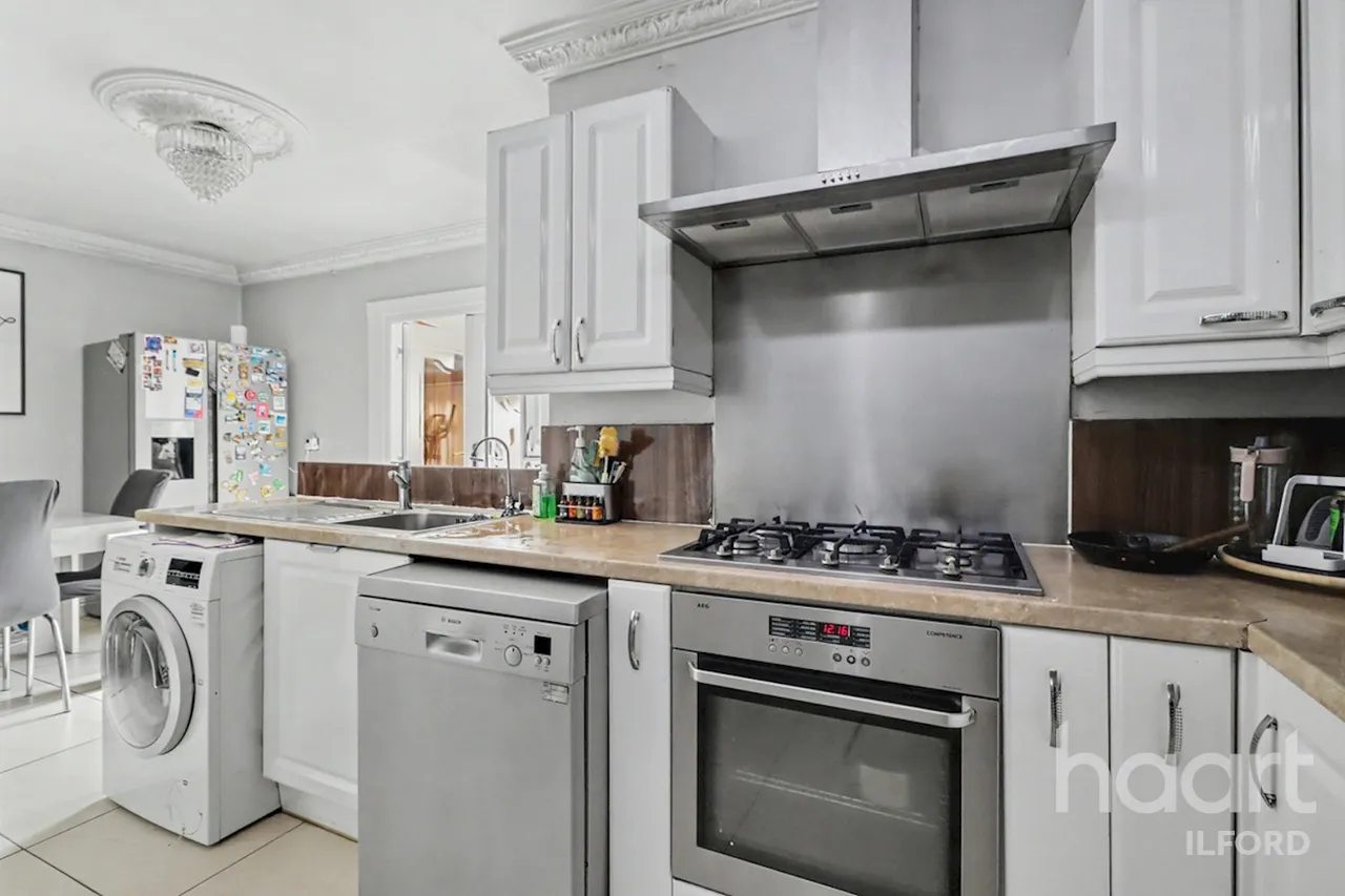 St Georges Road, Ilford, IG1, photo 14