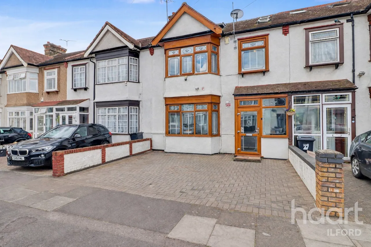 St Georges Road, Ilford, IG1, photo 28
