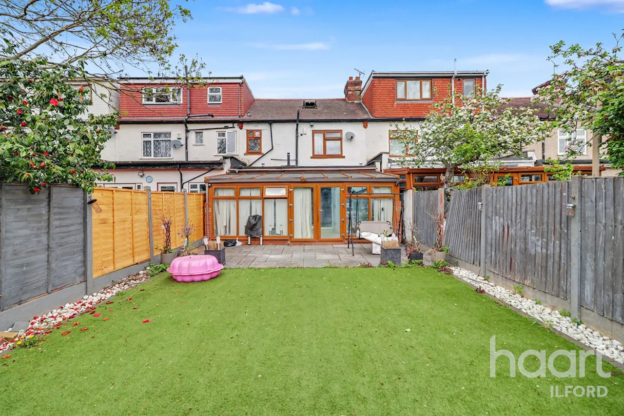 St Georges Road, Ilford, IG1, photo 2