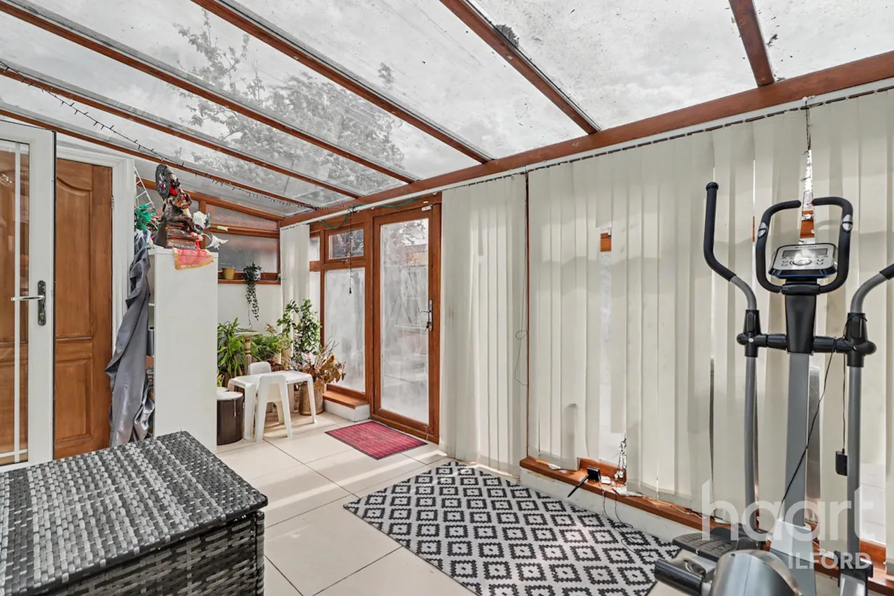St Georges Road, Ilford, IG1, photo 17