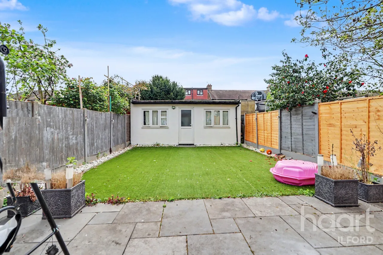 St Georges Road, Ilford, IG1, photo 27