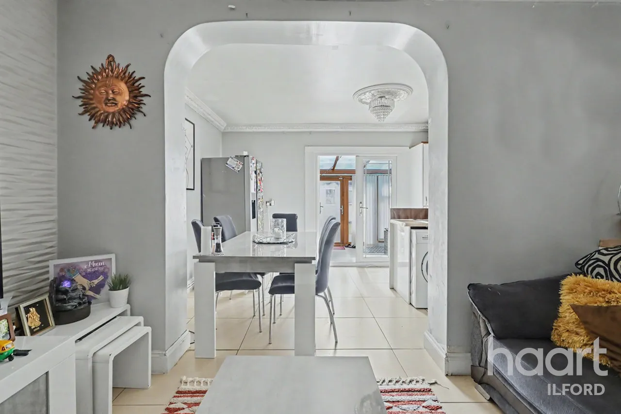 St Georges Road, Ilford, IG1, photo 15
