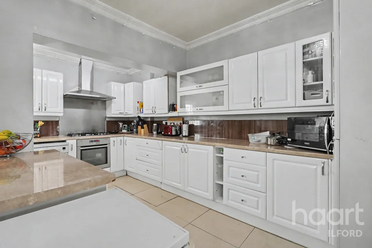 St Georges Road, Ilford, IG1, photo 12