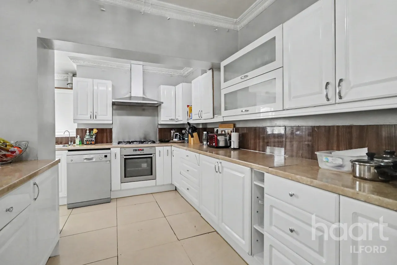 St Georges Road, Ilford, IG1, photo 13