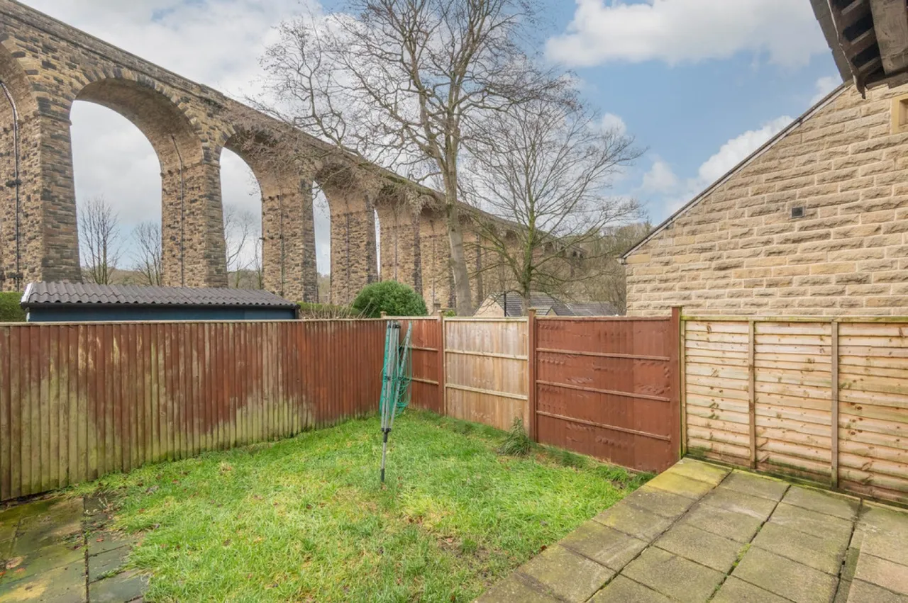 Bank Lane, Denby Dale, HD8, photo 2