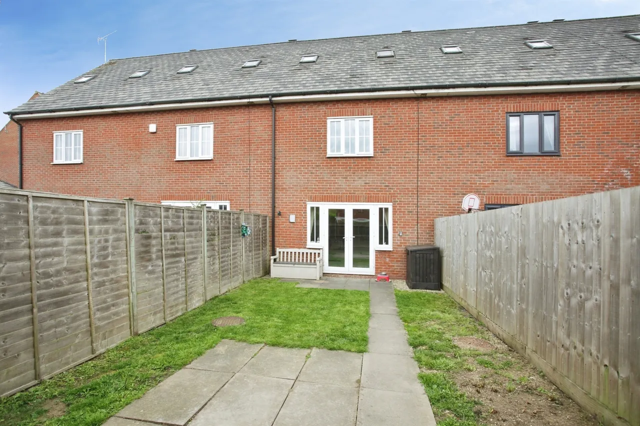 Stonechat Road, Rugby, CV23, photo 18