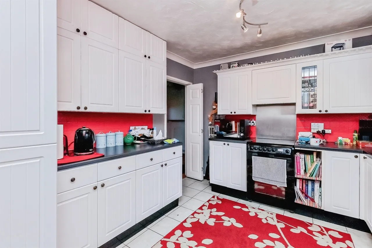 Beech Tree Close, Wittering, PE8, photo 3