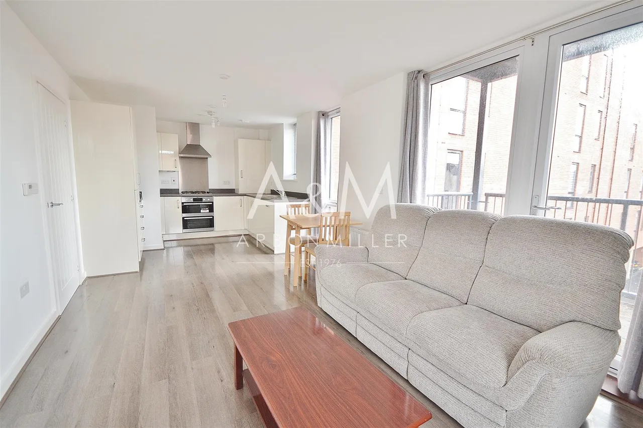 Vincent Close, Hainault, Essex, Ilford, IG62FA, photo 3