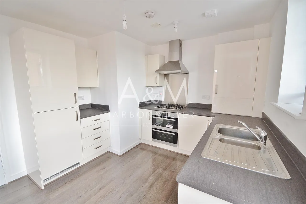 Vincent Close, Hainault, Essex, Ilford, IG62FA, photo 5