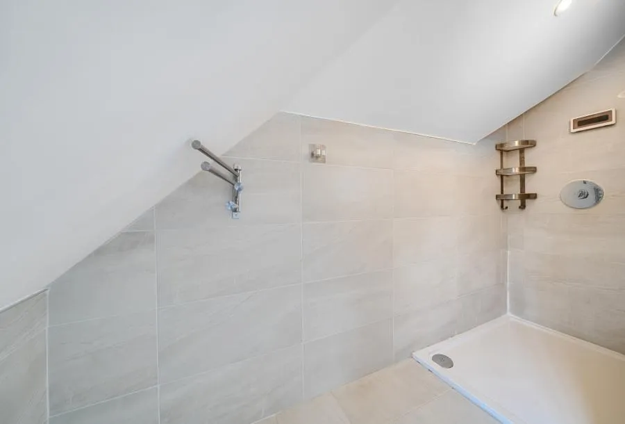 Risley Close, Morden, SM4, photo 18