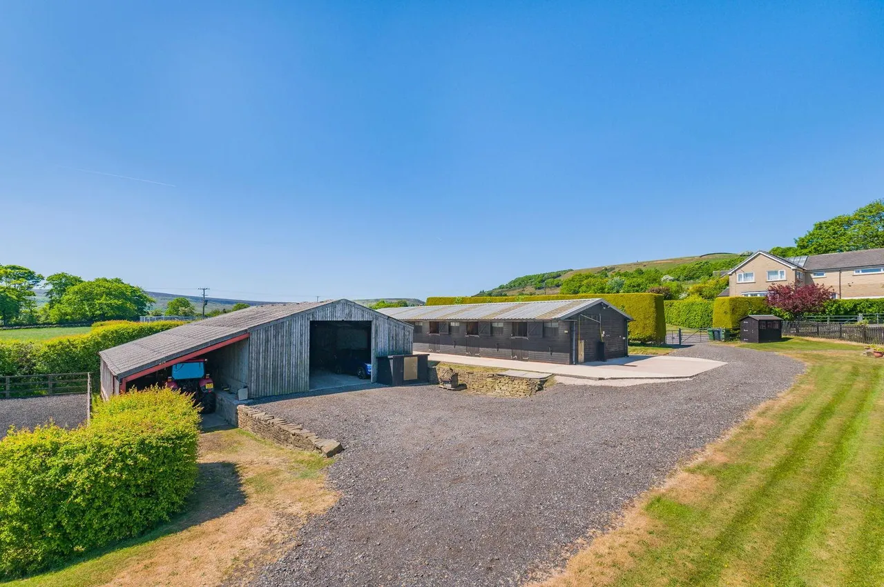 Sycamore Farm, Helme, HD9, photo 35