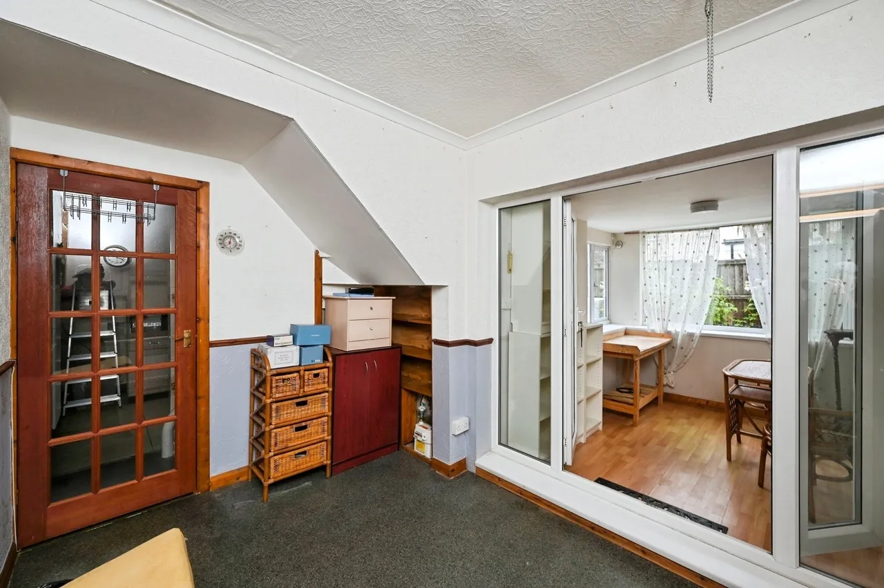 Second Avenue, Rainworth, Mansfield, Nottinghamshire, NG21, photo 5