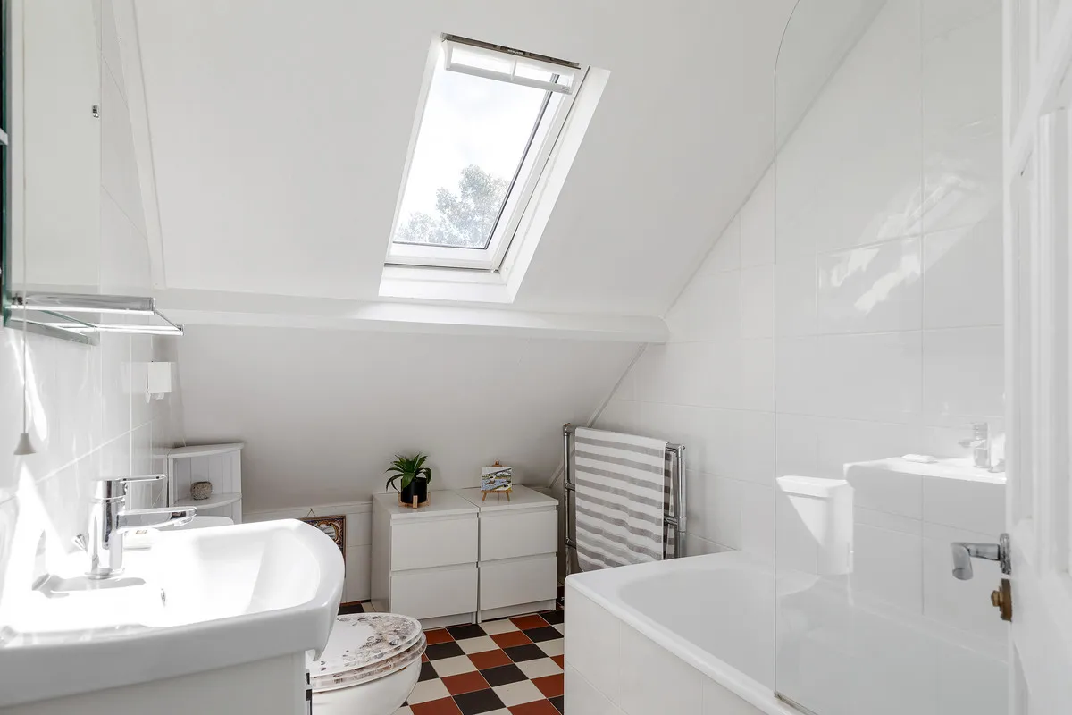 Woodville Road, London, W5, photo 24