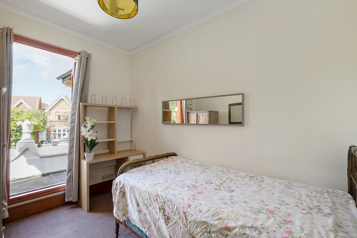 Woodville Road, London, W5, photo 14