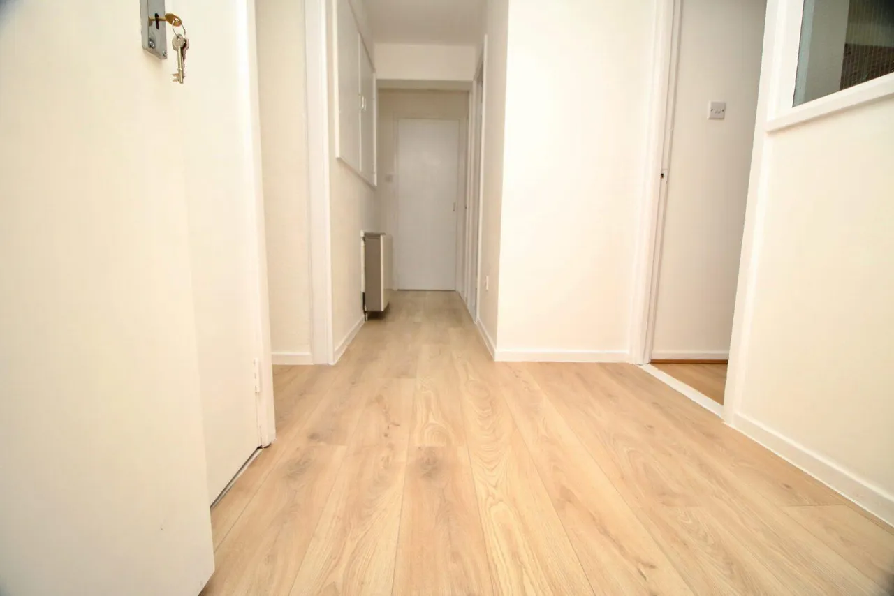 2 bed flat for sale — Melrose Road, Cumbernauld, G67 4BA