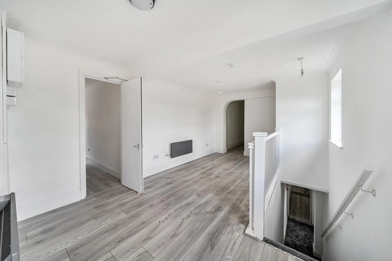 Albany Road, Old Windsor, SL4, photo 20