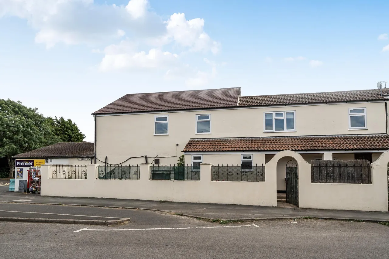 Albany Road, Old Windsor, SL4, photo 3