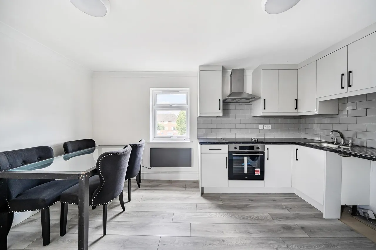 Albany Road, Old Windsor, SL4, photo 15