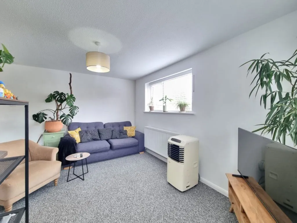 Polden Close, Loughborough, LE12, photo 3