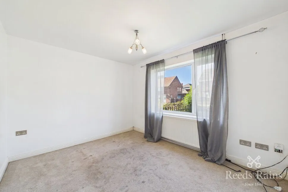 Rowena Drive, Thurcroft, S66, photo 7
