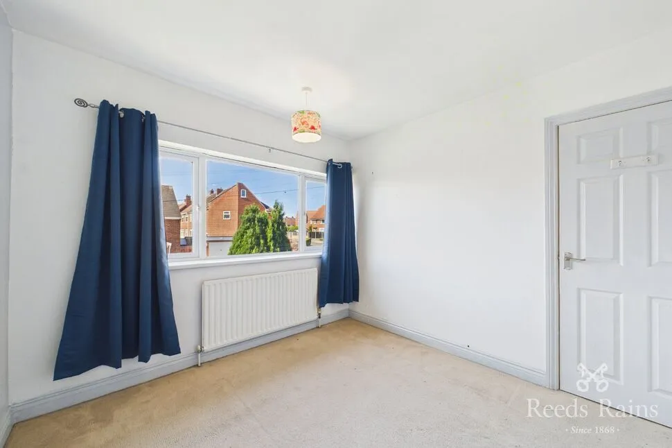 Rowena Drive, Thurcroft, S66, photo 12