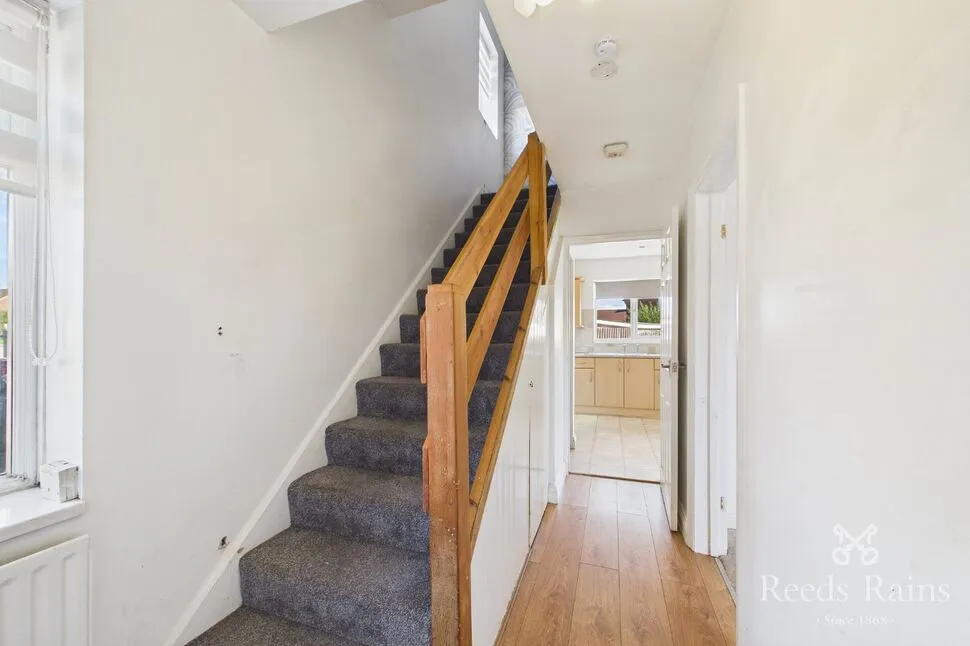 Rowena Drive, Thurcroft, S66, photo 6