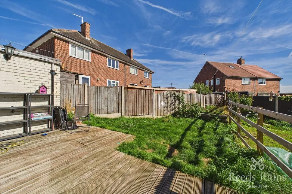 Rowena Drive, Thurcroft, S66, photo 2