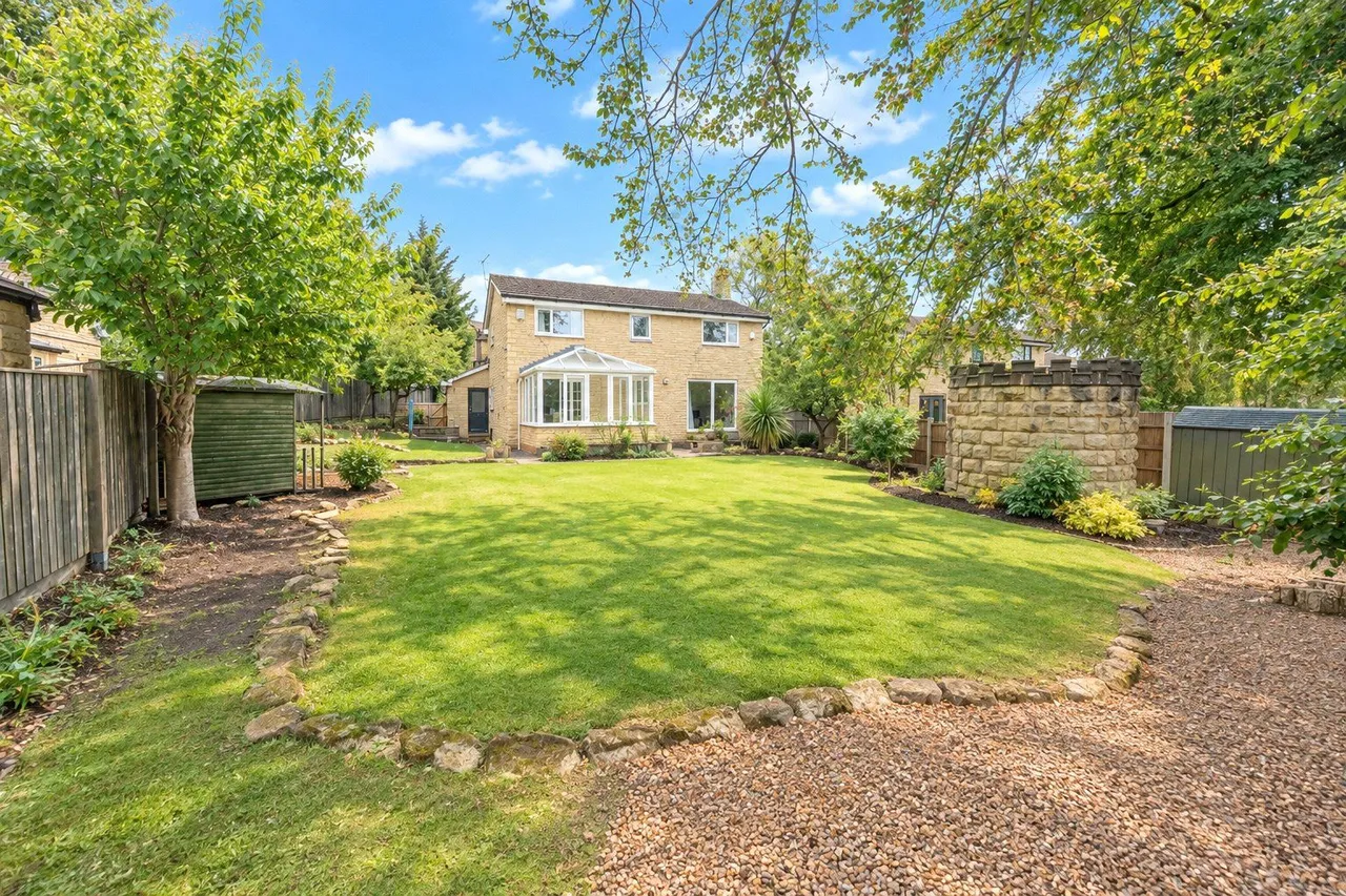 Oaklea Hall Close, Adel, LS16, photo 8