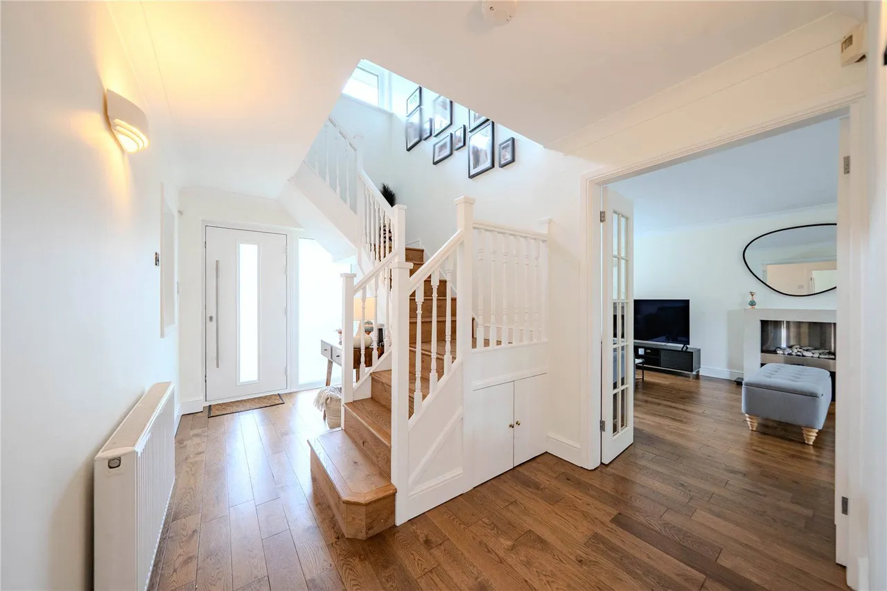 Oaklea Hall Close, Adel, LS16, photo 16